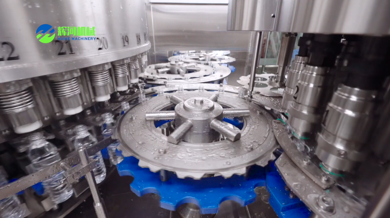 30000BPH 辉河机械-吹灌旋瓶装水线